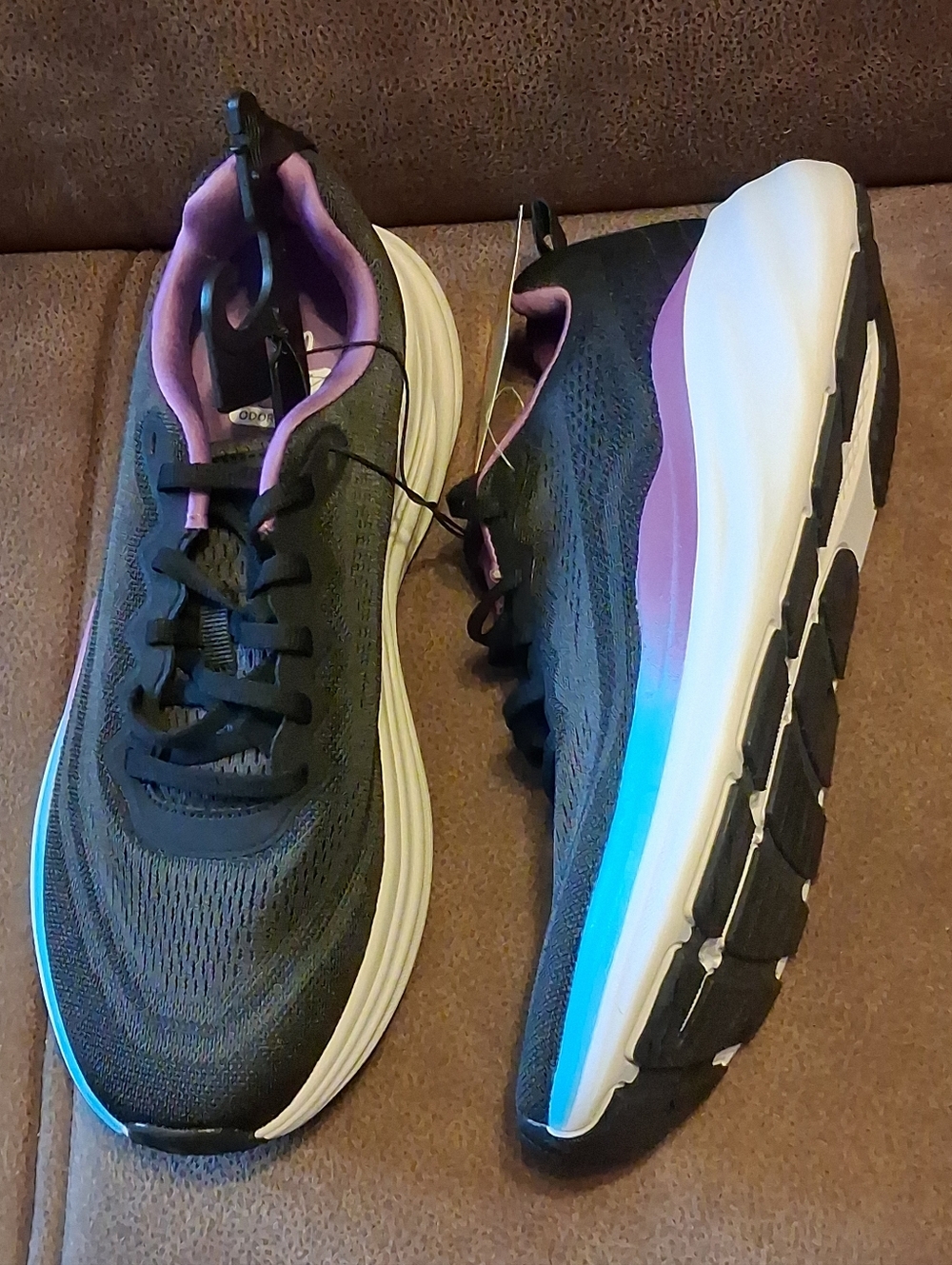 Avia Women’s Comfort Performance Black and Purple Sneakers Size 10